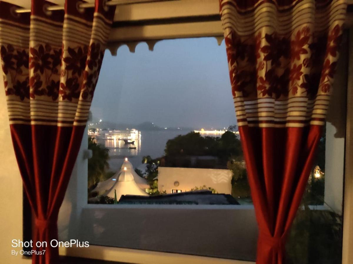 Hotel Lake Star Udaipur Buitenkant foto