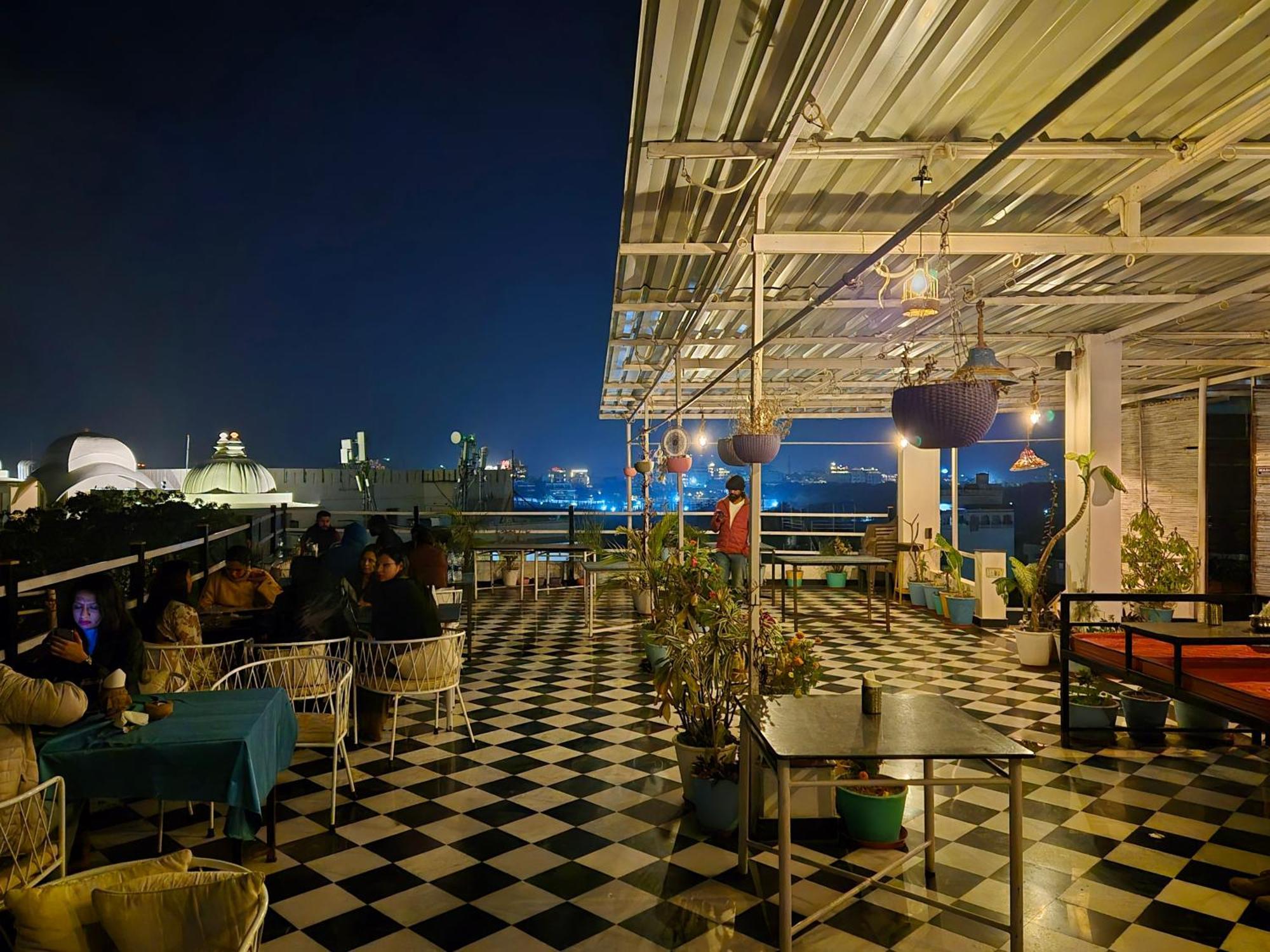Hotel Lake Star Udaipur Buitenkant foto