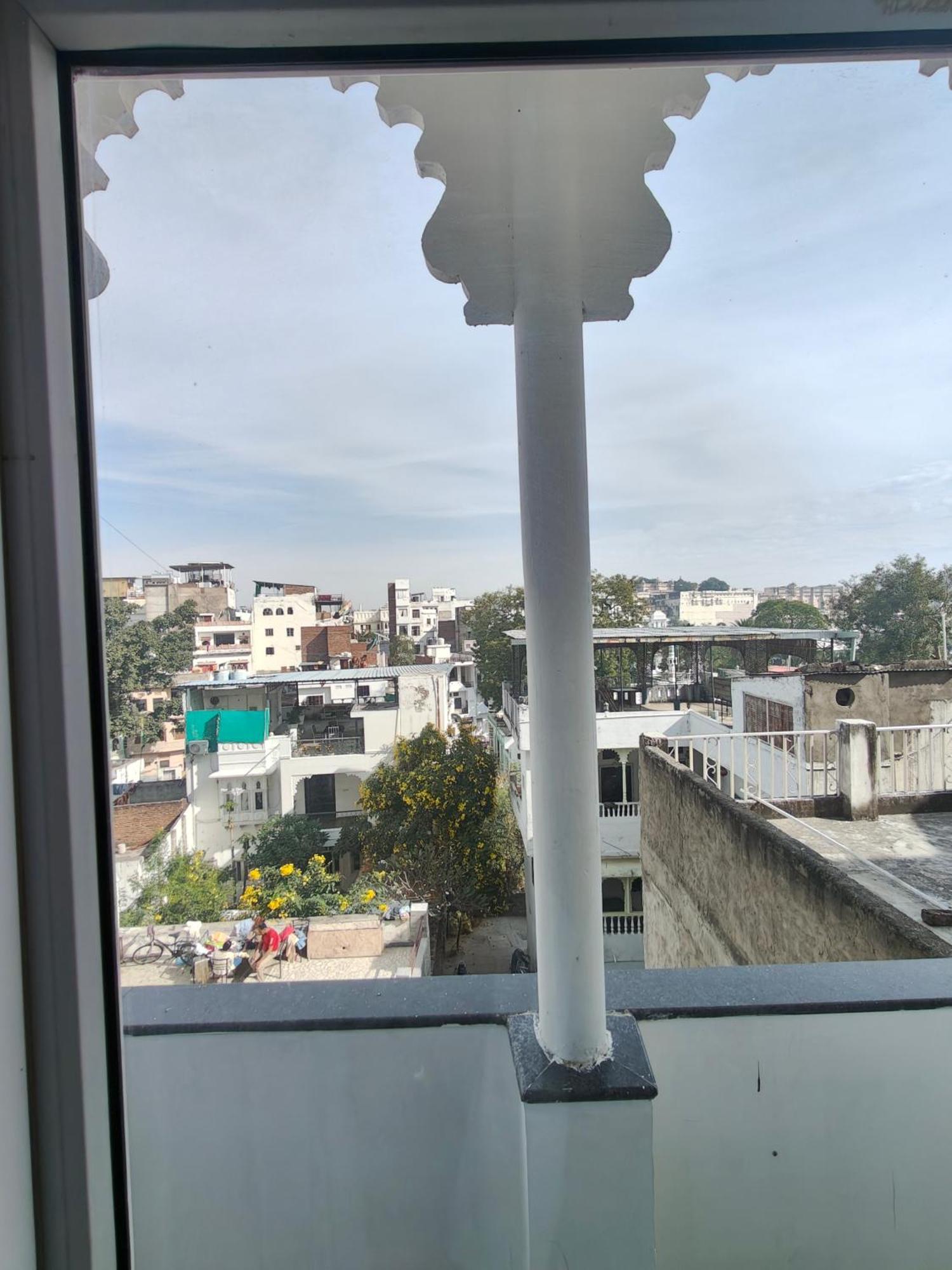 Hotel Lake Star Udaipur Buitenkant foto