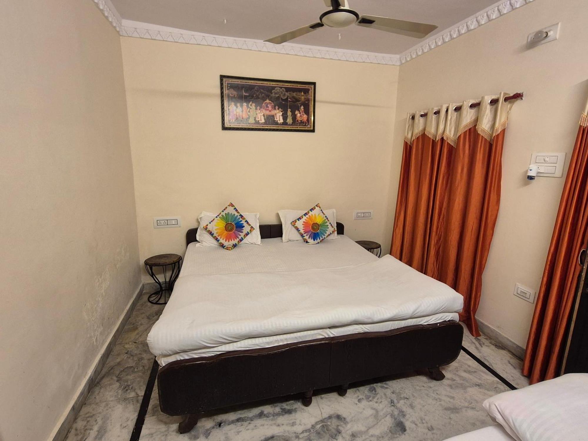 Hotel Lake Star Udaipur Kamer foto